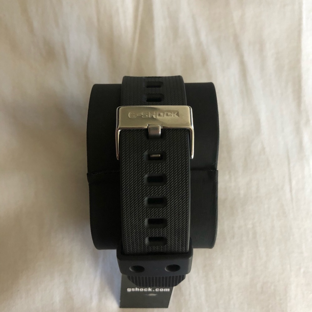 Casio G-Shock Gd400-1 Black Resin Quartz Watch - Picture 3 of 4
